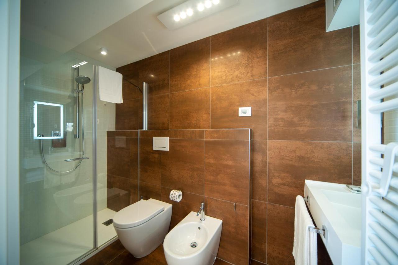 C20 Guest house *
